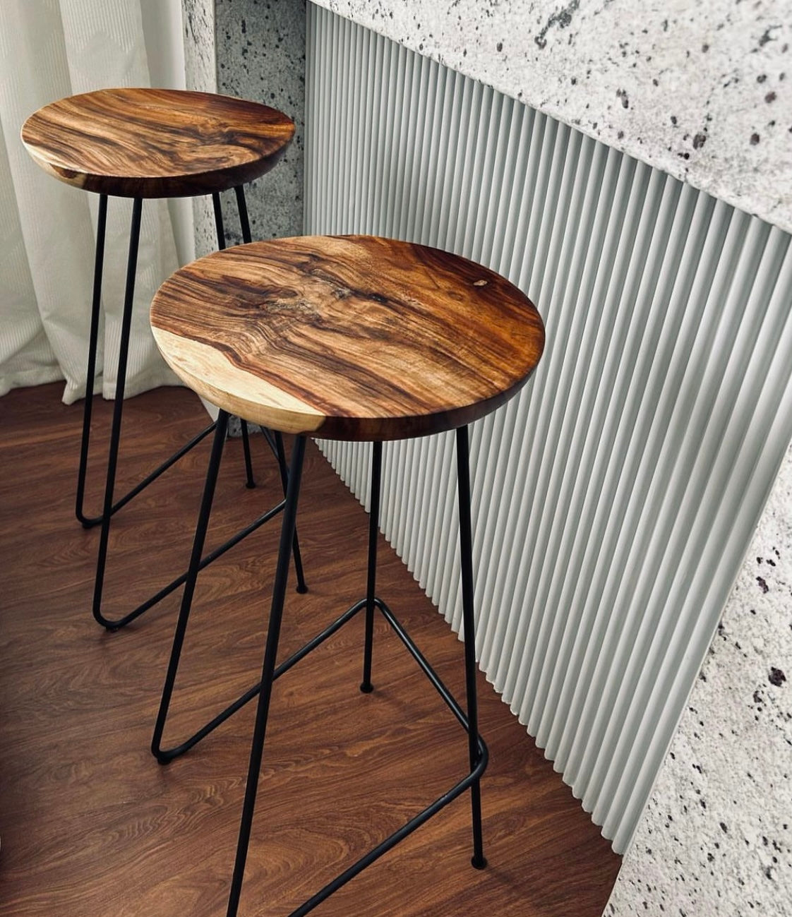 Rounded bar stool