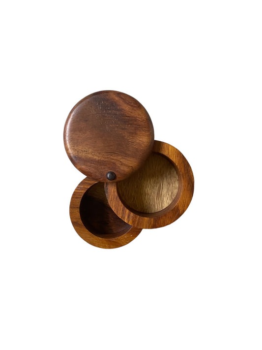 Salt & pepper holder
