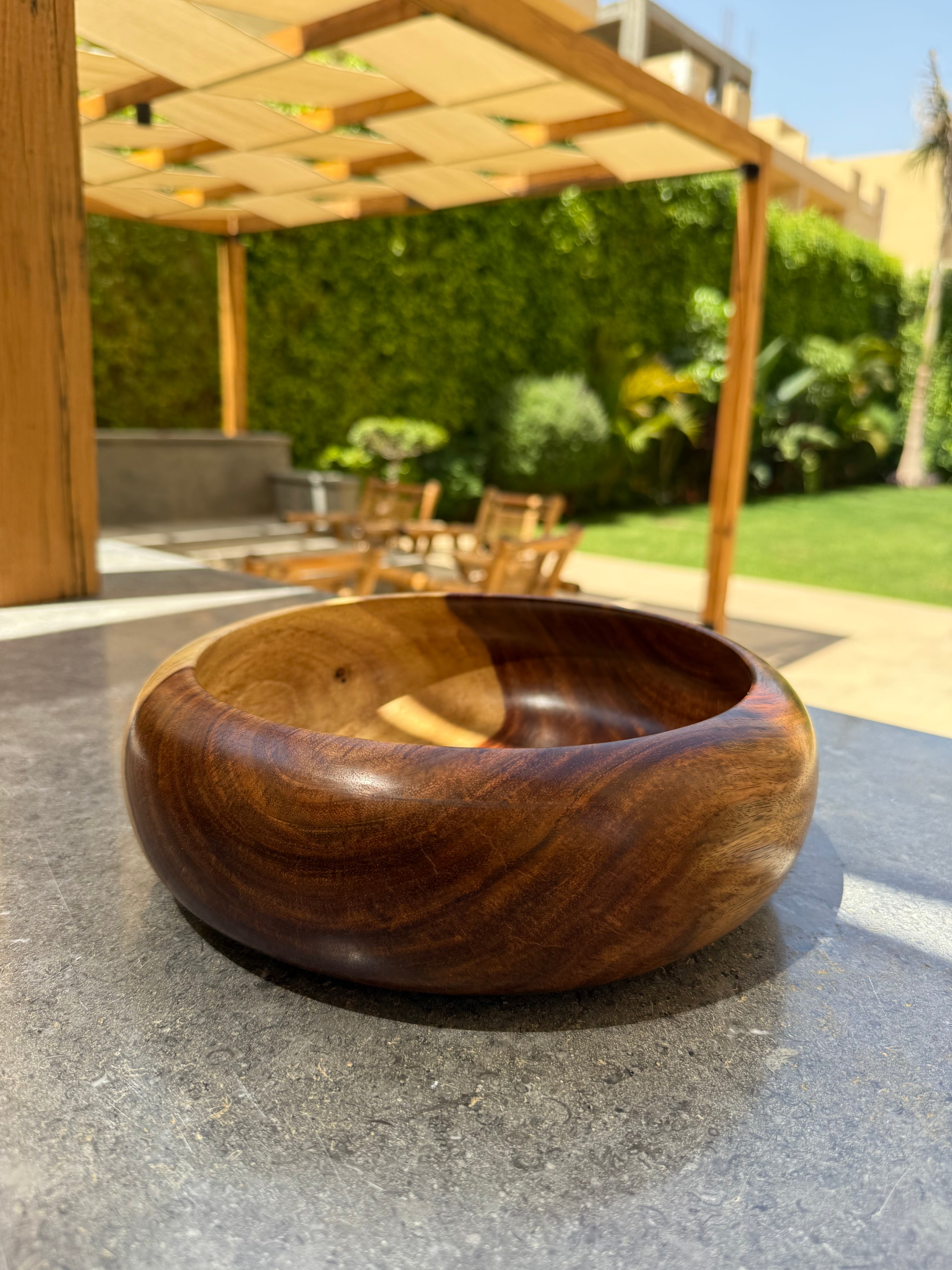 Curved Bowl